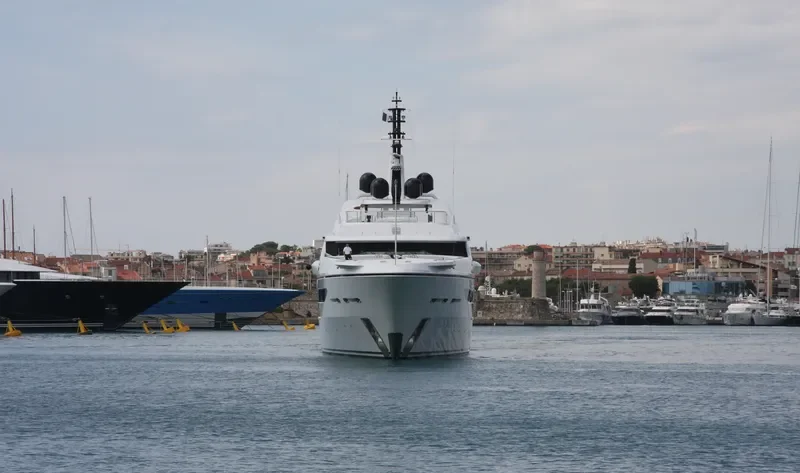 QUANTUM OF SOLACE General Cargo IMO 1011135 photo 8