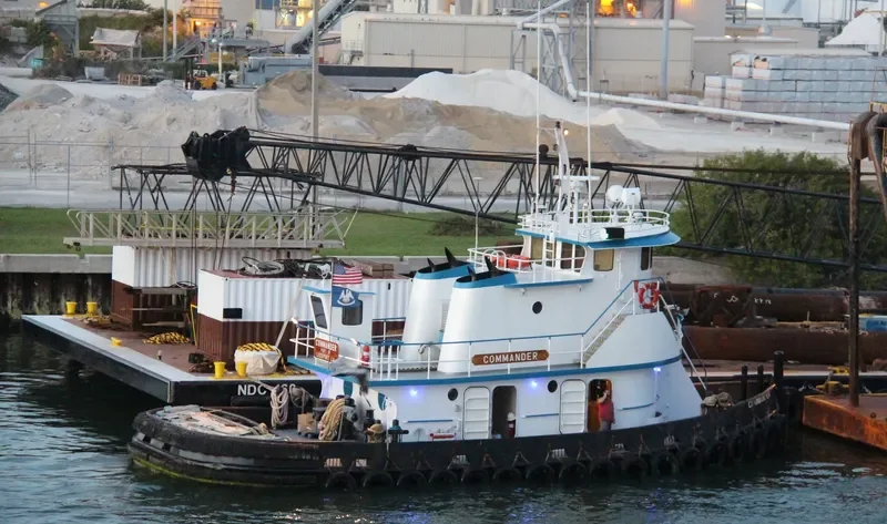 COMMANDER General Cargo IMO 1069168 photo 4
