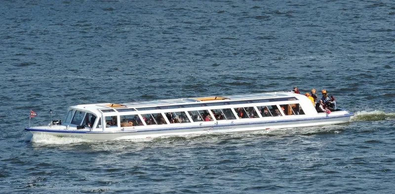AMSTEL ROBIJN Passenger Ship IMO 2008161 photo 4