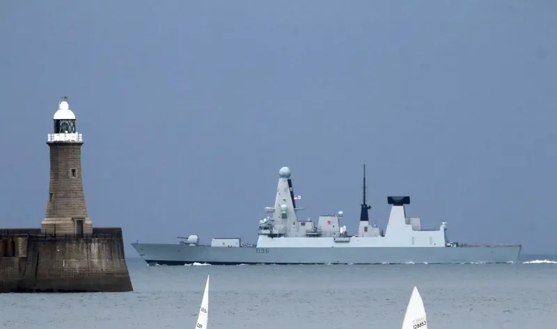 HMS DEFENDER General Cargo IMO 4907878