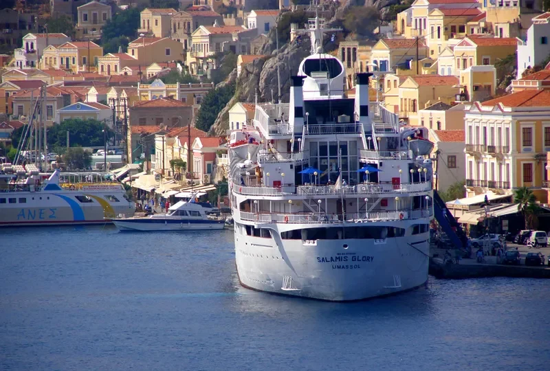 GLORY Passenger Ship IMO 5018698 photo 6