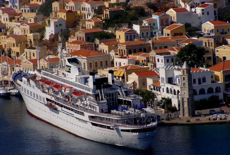 GLORY Passenger Ship IMO 5018698 photo 7