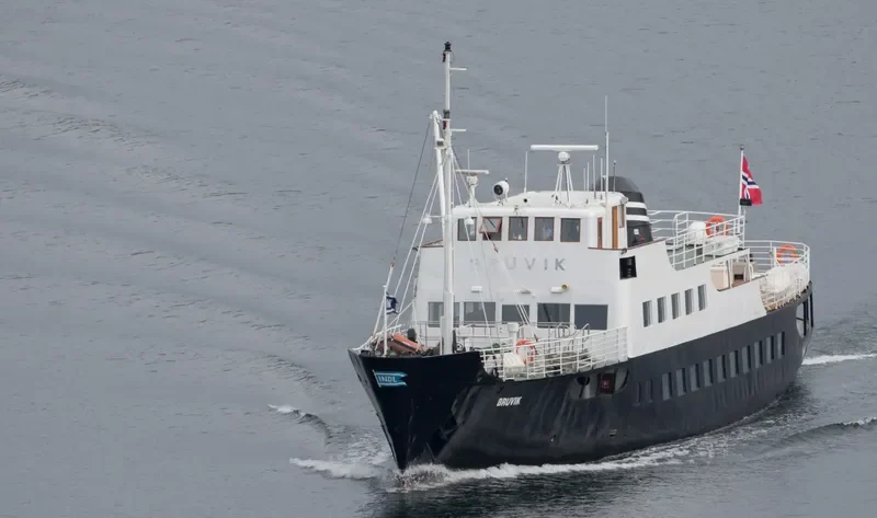 BRUVIK Passenger Ship IMO 5054343 photo 10