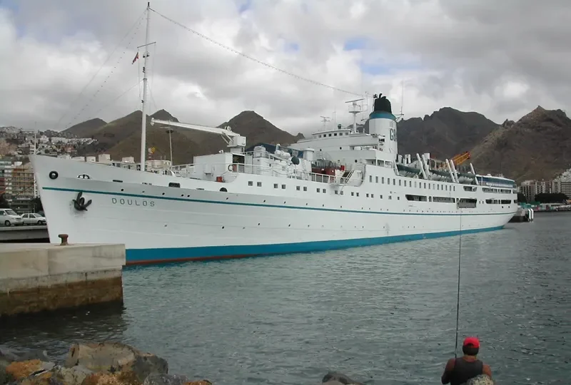 DOULOS Tanker IMO 5119105 photo 3