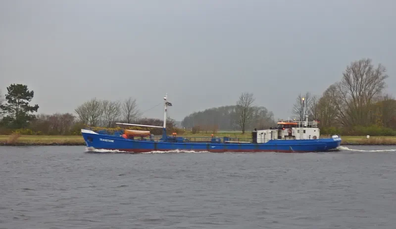 TRAVETANK Tanker IMO 5126512 photo 3