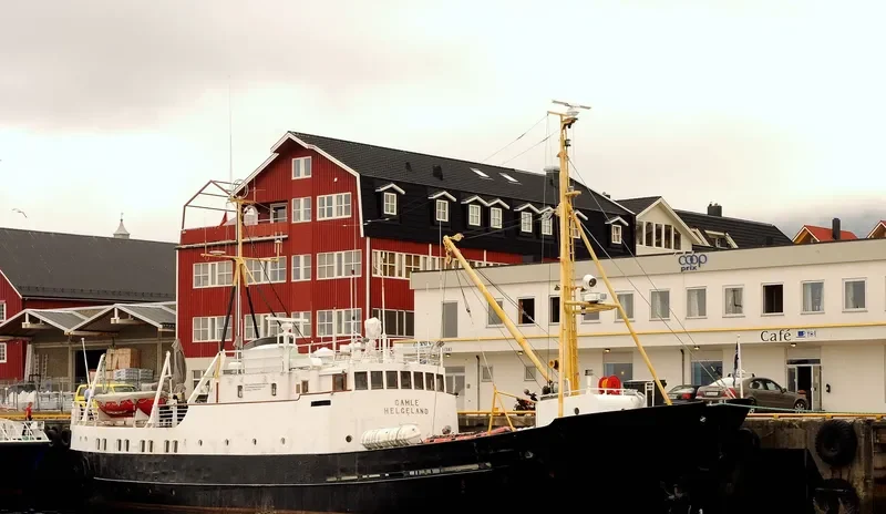 GAMLE HELGELAND Passenger Ship IMO 5146809 photo 4