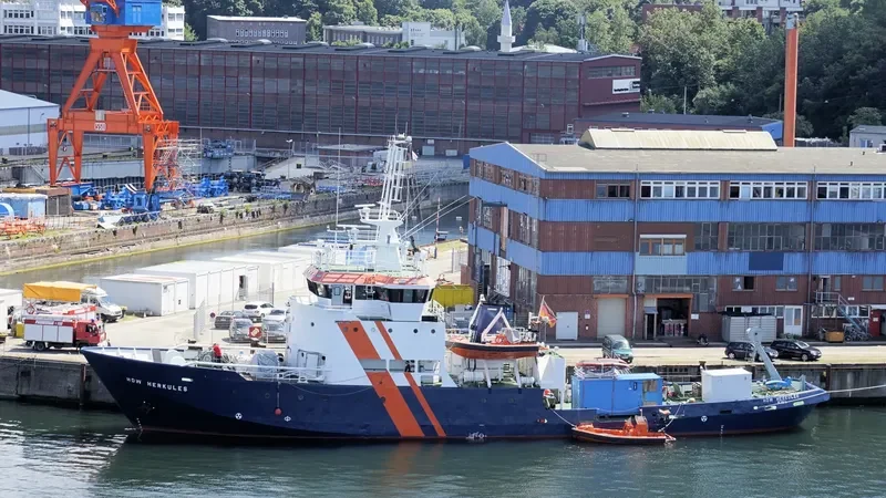 HDW HERKULES Offshore Vessel IMO 5148754 photo 10