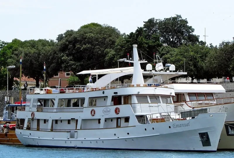 EMANUEL Passenger Ship IMO 5182504 photo 5