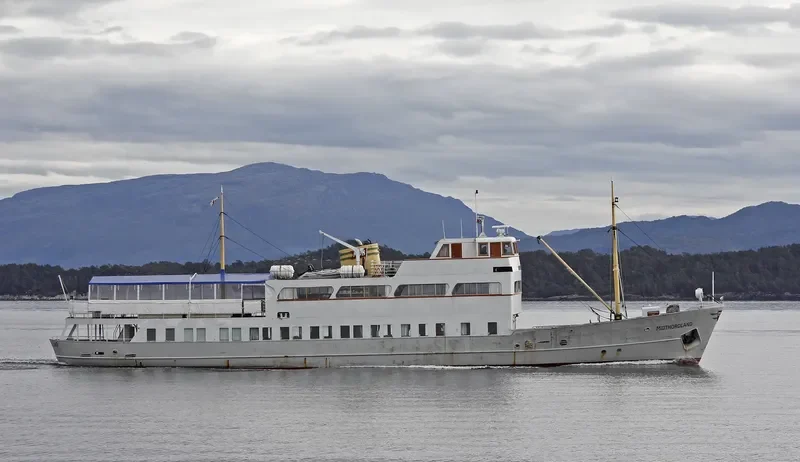 MIDTHORDLAND Passenger Ship IMO 5234539 photo 6