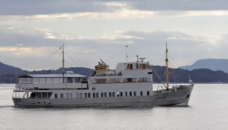 MIDTHORDLAND Passenger Ship IMO 5234539 photo 7