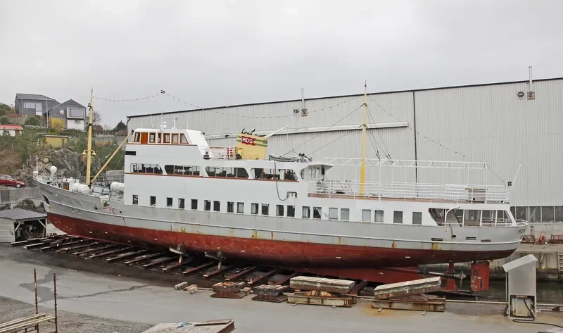 MIDTHORDLAND Passenger Ship IMO 5234539 photo 10