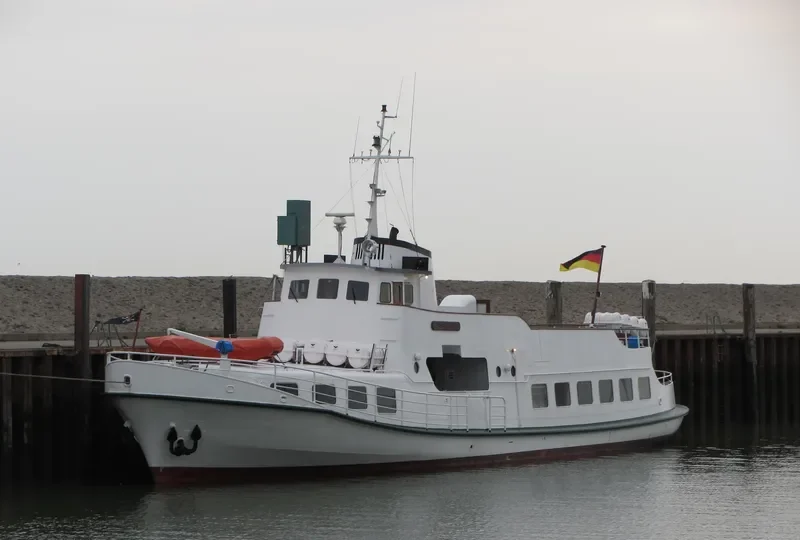 JENS ALBRECHT Passenger Ship IMO 5244156 photo 6