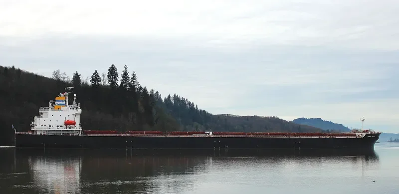 NORTH PRINCE Tanker IMO 5257062 photo 2