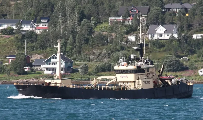TONNY Tanker IMO 5262263 photo 3