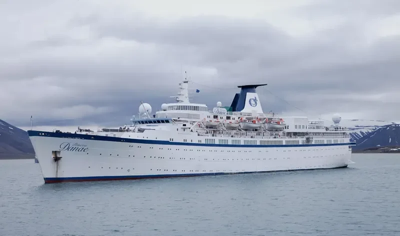 LISBOA Passenger Ship IMO 5282483 photo 3