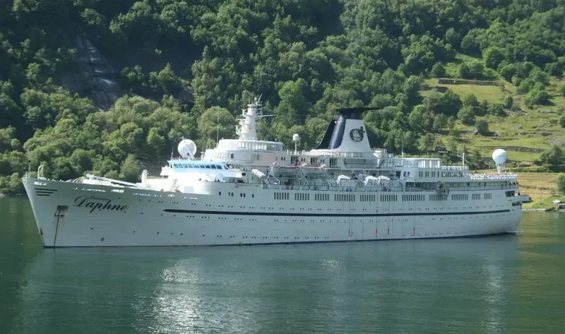 DAPHNE Passenger Ship IMO 5282627