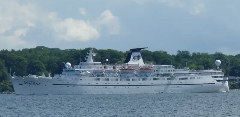 DAPHNE Passenger Ship IMO 5282627 photo 9