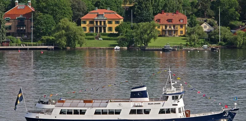 BLUE CHARM Passenger Ship IMO 5285306 photo 6