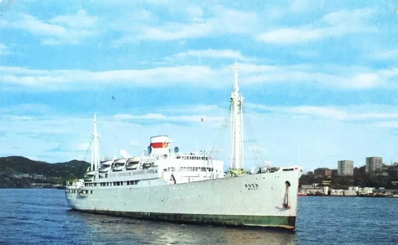 RUS Passenger Ship IMO 5302362 photo 4
