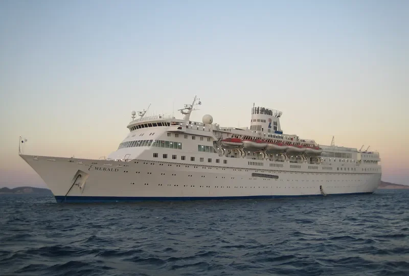 SS EMERALD Passenger Ship IMO 5312824 photo 6