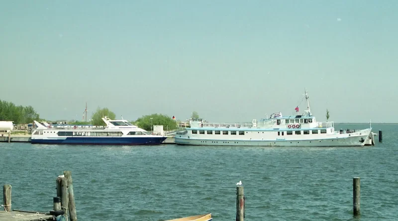 CPT HOOK Passenger Ship IMO 5317202