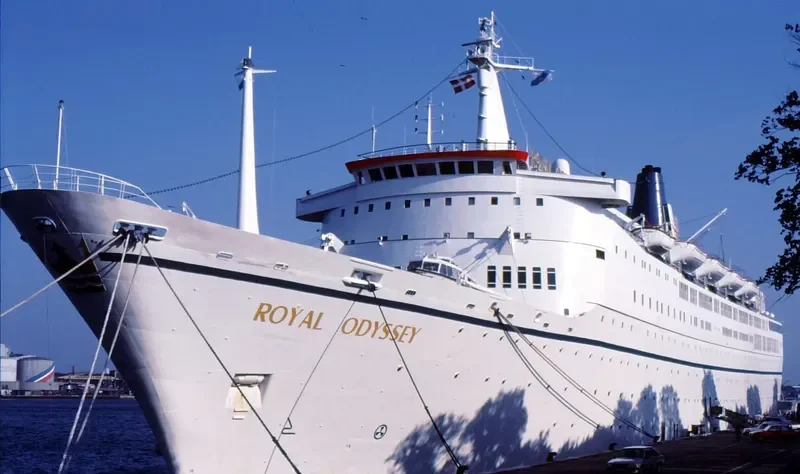 SUN Passenger Ship IMO 5321679 photo 3