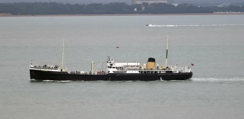 SS SHIELDHALL Passenger Ship IMO 5322752 photo 9