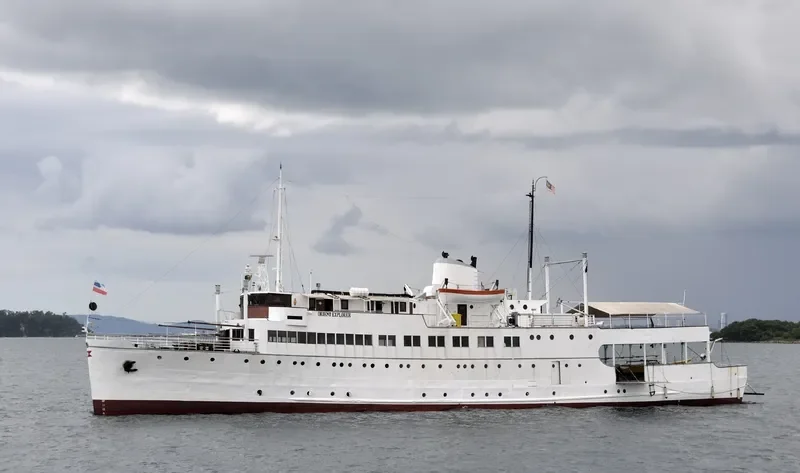 ORIENT EXPLORER Ro-Ro IMO 5333141 photo 5