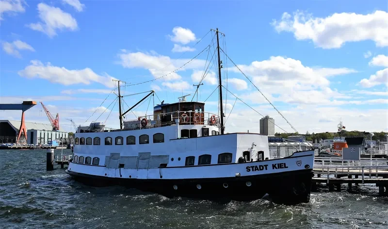 STADT KIEL Passenger Ship IMO 5337771 photo 10