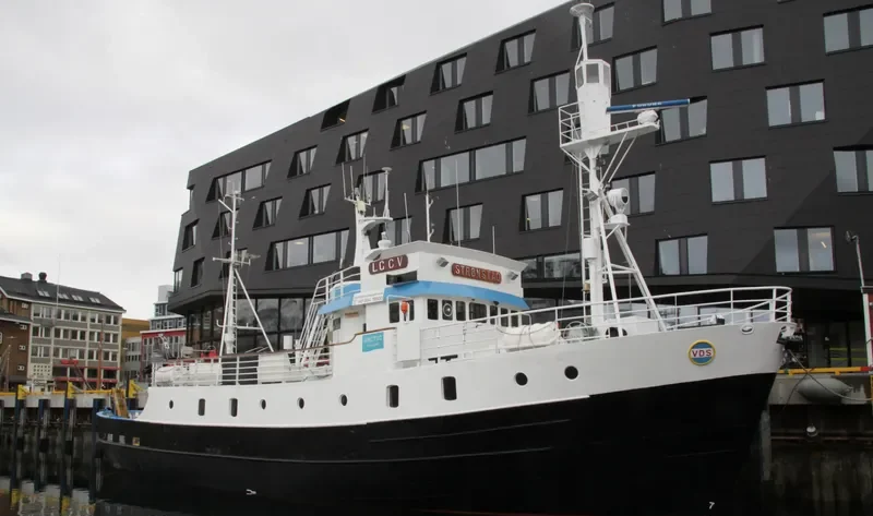 STRONSTAD Passenger Ship IMO 5342518 photo 2