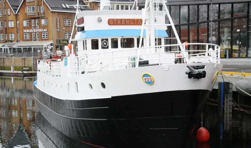 STRONSTAD Passenger Ship IMO 5342518 photo 3