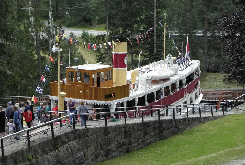 HENRIK IBSEN Passenger Ship IMO 5342673 photo 4