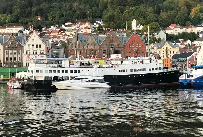 SUNNHORDLAND Passenger Ship IMO 5345065