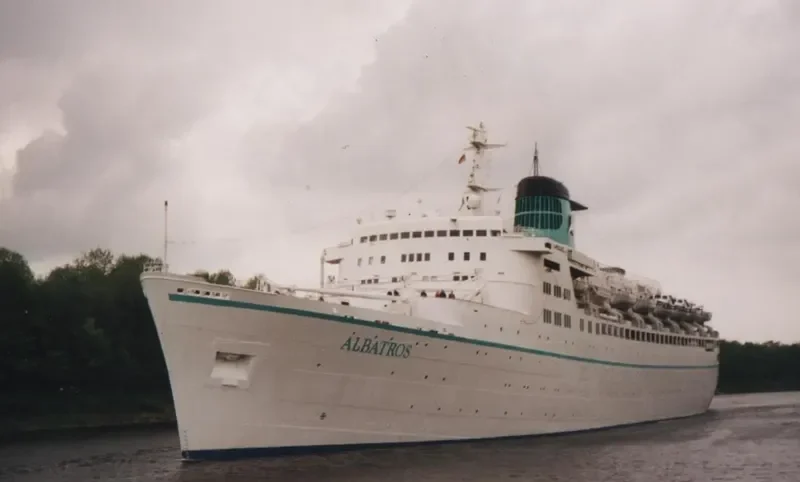 GENOVA Passenger Ship IMO 5347245