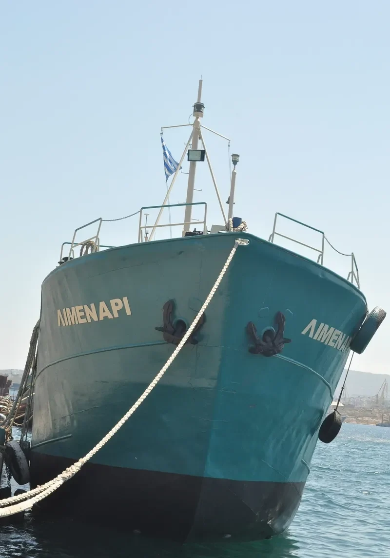 TRITONAS Tanker IMO 5352381 photo 9