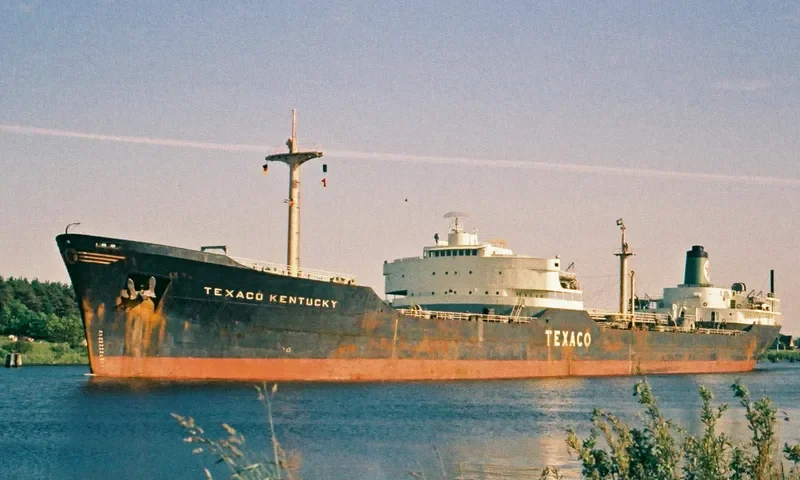 TEXACO KENTUCKY Tanker IMO 5357135 photo 2