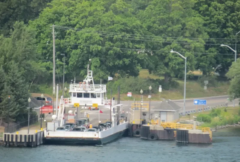 GLENORA Passenger Ship IMO 5358074 photo 3