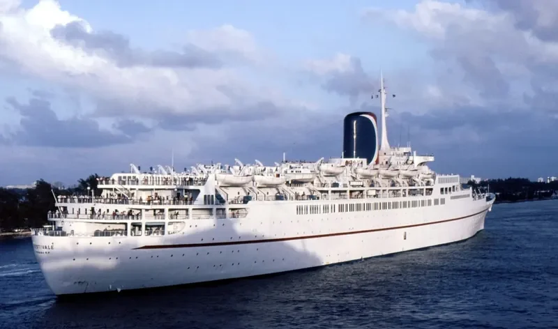 THE BIG BOAT Passenger Ship IMO 5367623