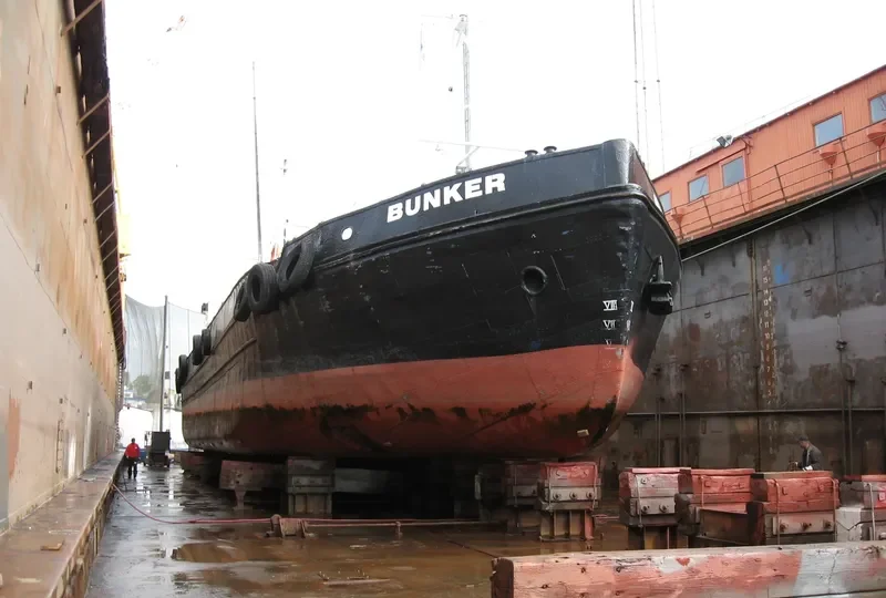 WINNER Tanker IMO 5372305 photo 9