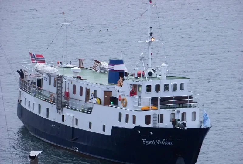 TROMSO Passenger Ship IMO 5375204 photo 8