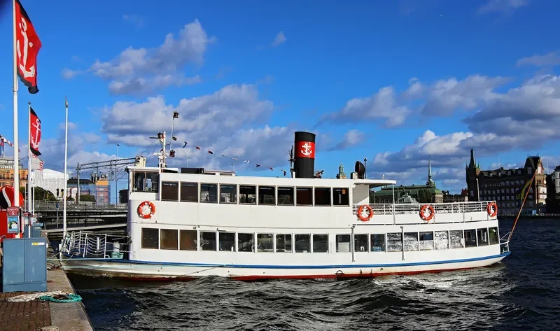 DROTTNINGHOLM Passenger Ship IMO 5375838 photo 5
