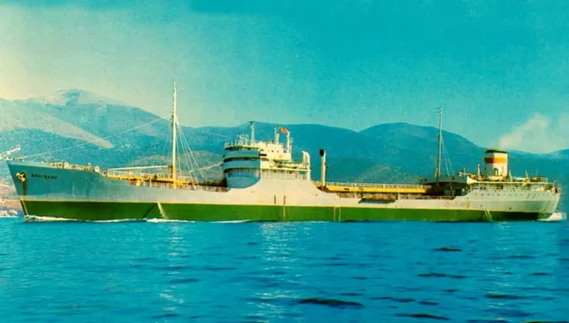 VOLGODON Tanker IMO 5383225 photo 2