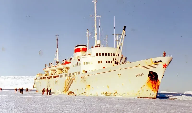 BAYKAL Passenger Ship IMO 5401352 photo 3