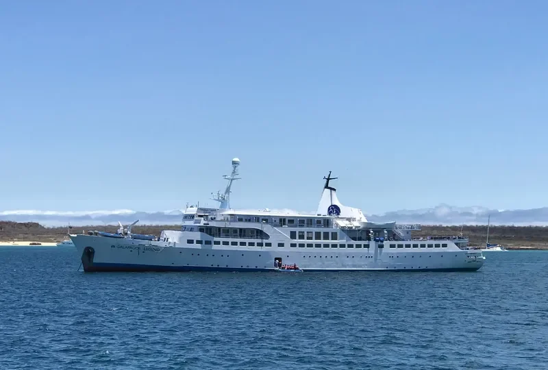 GALAPAGOS LEGEND Passenger Ship IMO 5404964