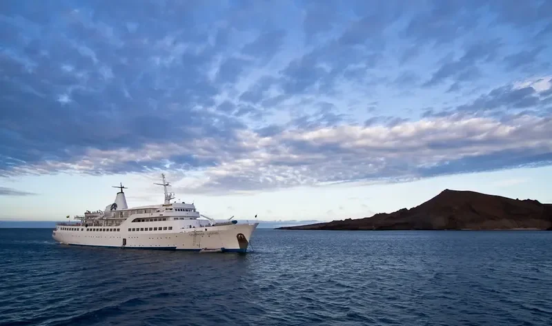 GALAPAGOS LEGEND Passenger Ship IMO 5404964 photo 6