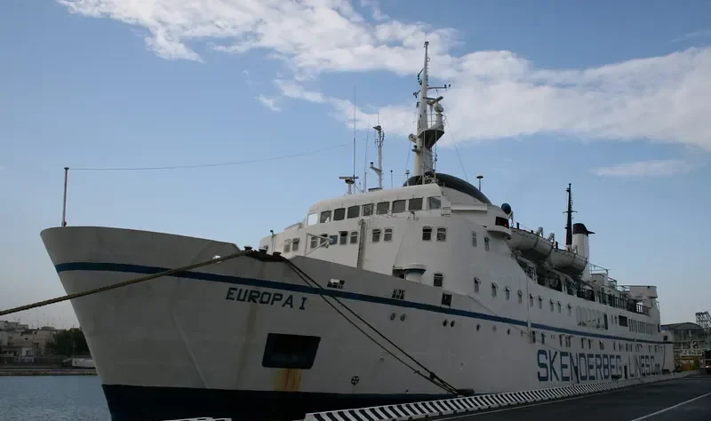 EUROPA I Ro-Ro IMO 5405542 photo 6