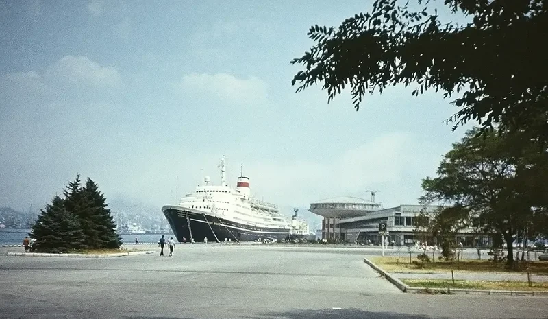 FRANK Passenger Ship IMO 5415901 photo 8