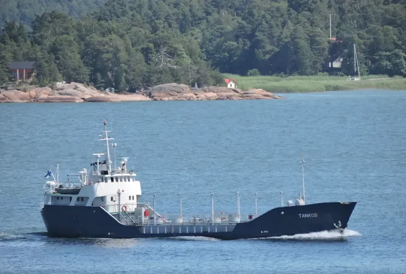AALTO Tanker IMO 5422203 photo 4