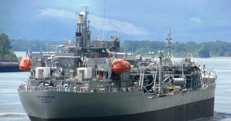 PETERSBURG Tanker IMO 6329044 photo 3