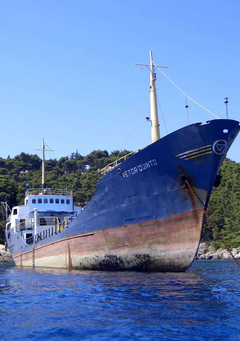 VETOR QUINTO Tanker IMO 6360696 photo 5